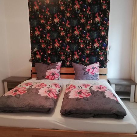 Haus Zur Traube Appartement Klotten Buitenkant foto