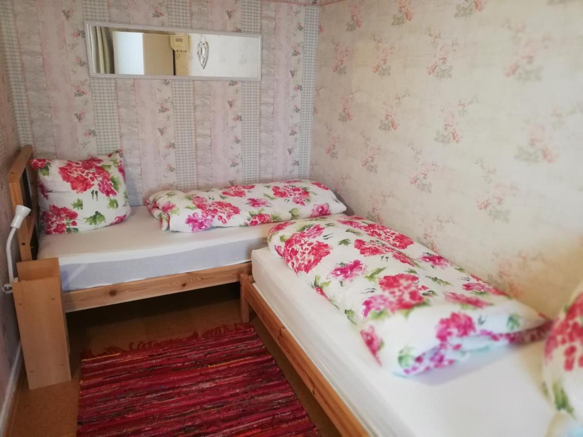 Haus Zur Traube Appartement Klotten Buitenkant foto