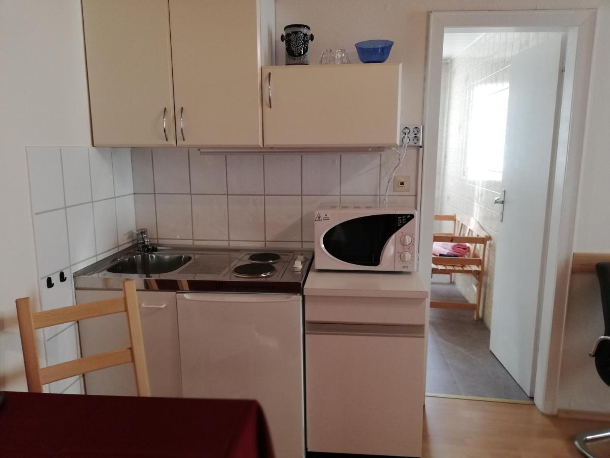 Haus Zur Traube Appartement Klotten Buitenkant foto